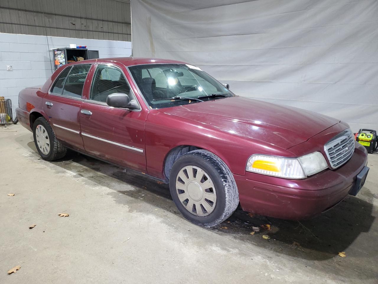 Ford Crown Vic Police Interceptor Image 11