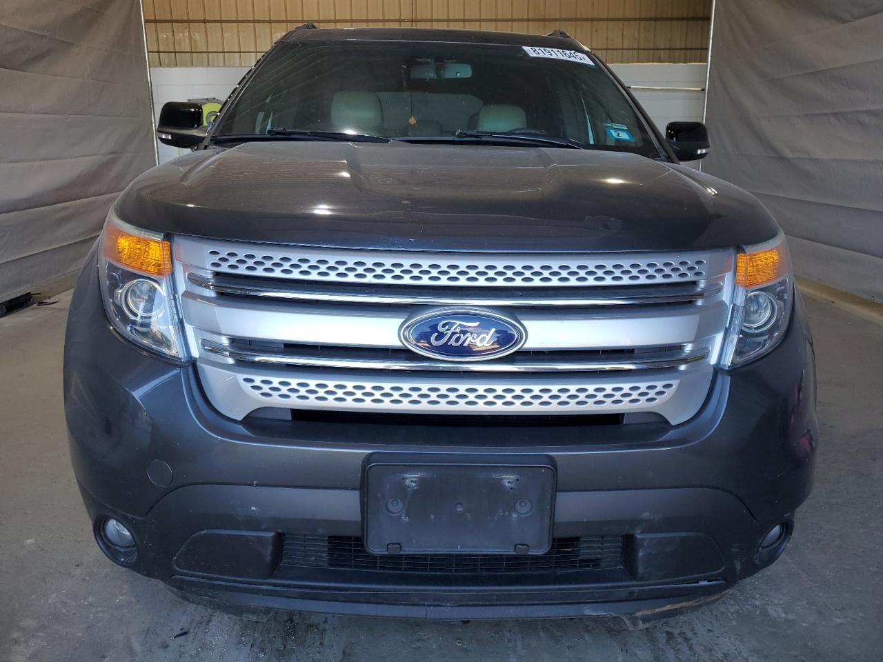 Ford Explorer Xlt Image 4