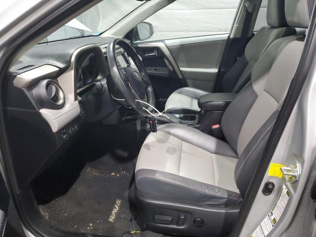 Toyota RAV4 Limited Image 8