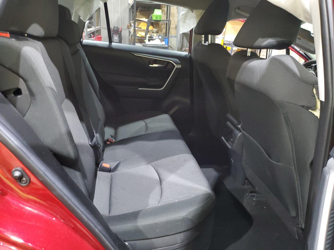 Toyota RAV4 Xle Image 9