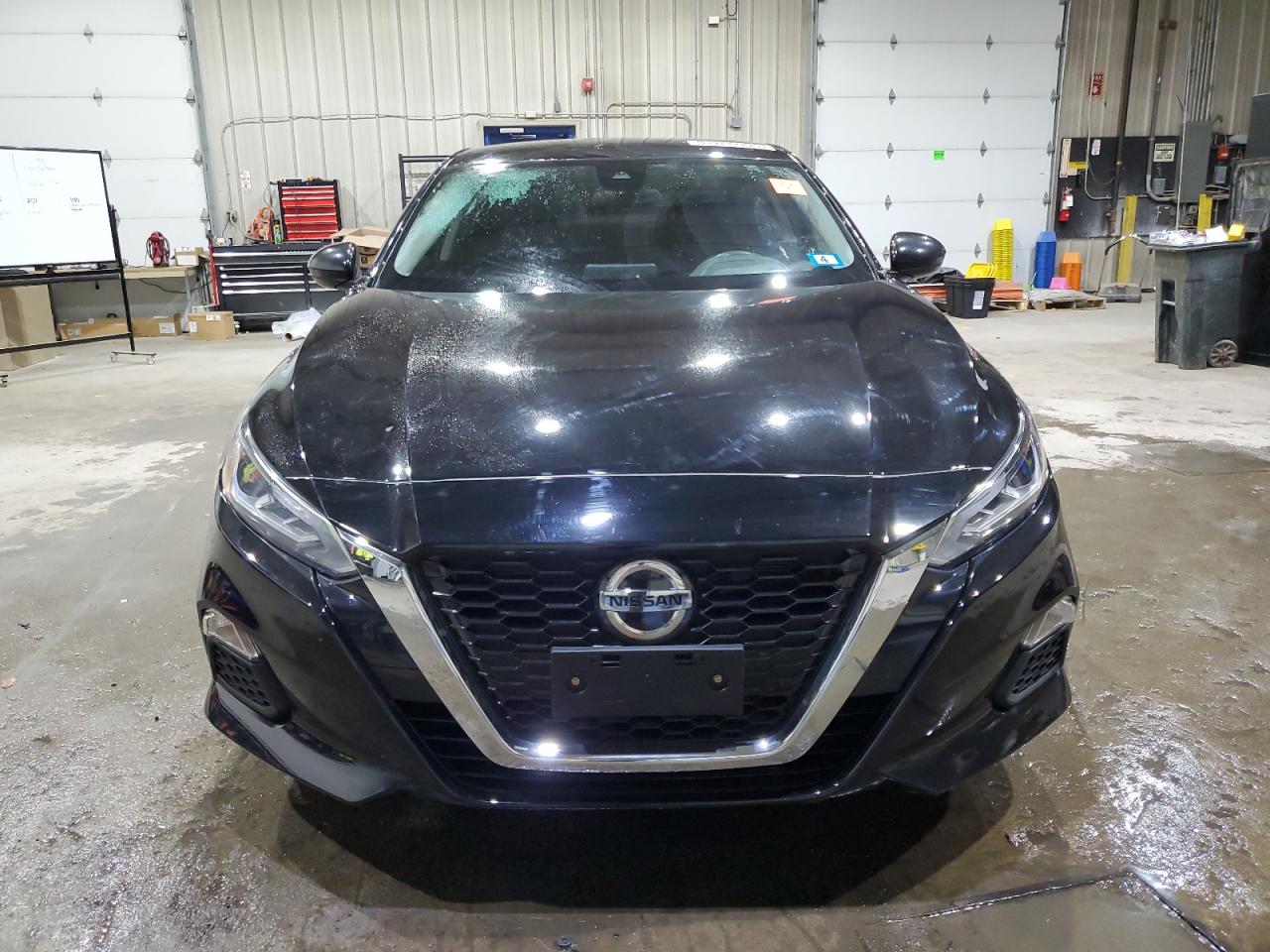 Nissan Altima Sv Image 2