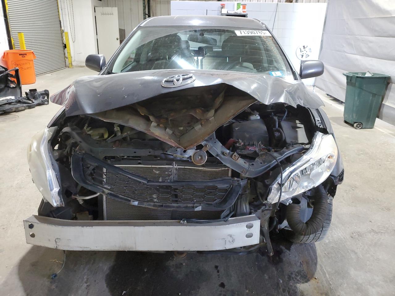 Toyota Corolla S Image 8