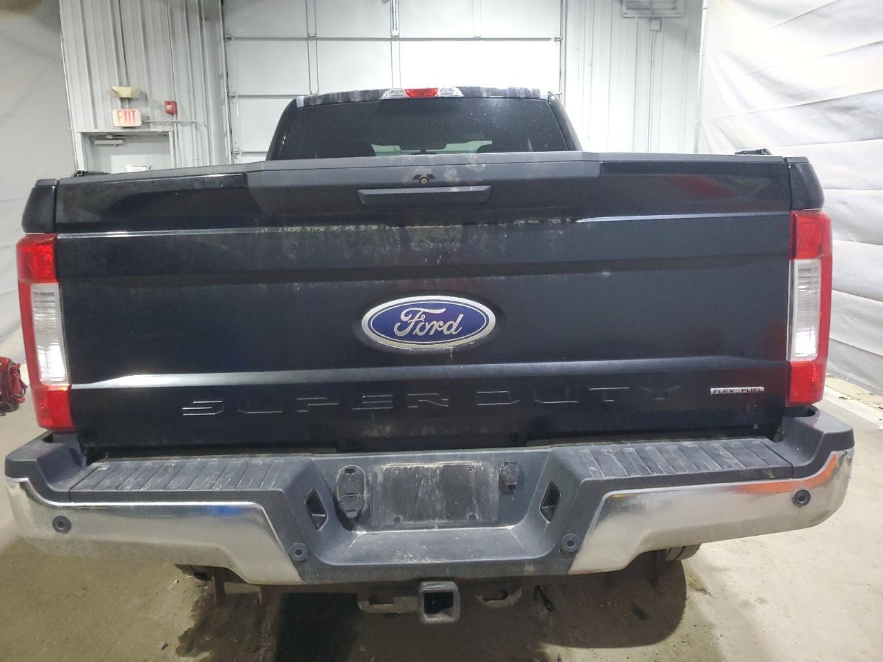 Ford F-250 Super Duty Image 6