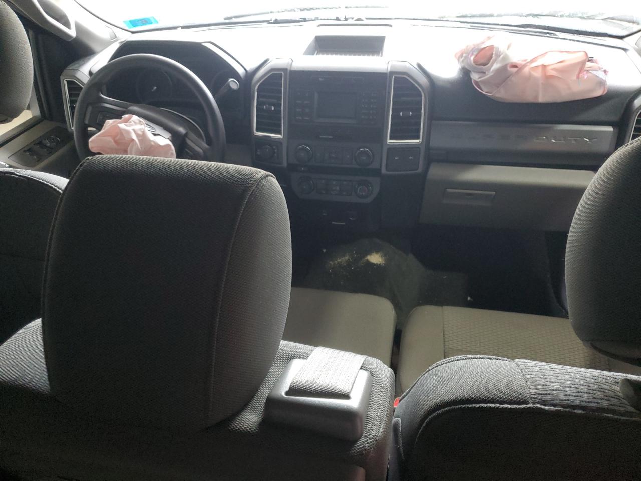 Ford F-250 Super Duty Image 12