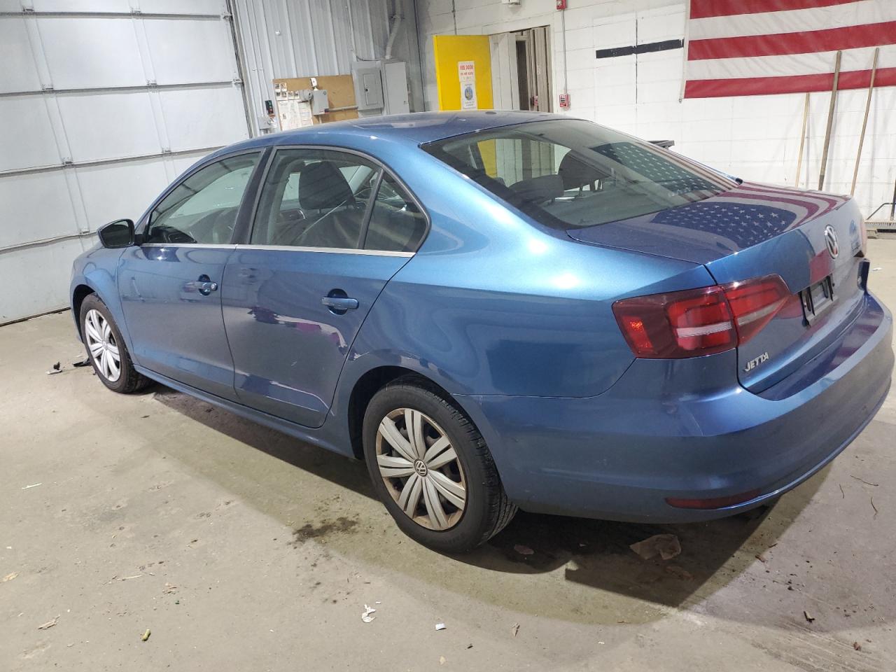 Volkswagen Jetta S Image 12