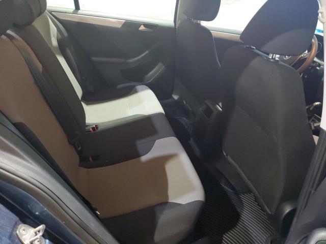 Volkswagen Jetta S Image 8