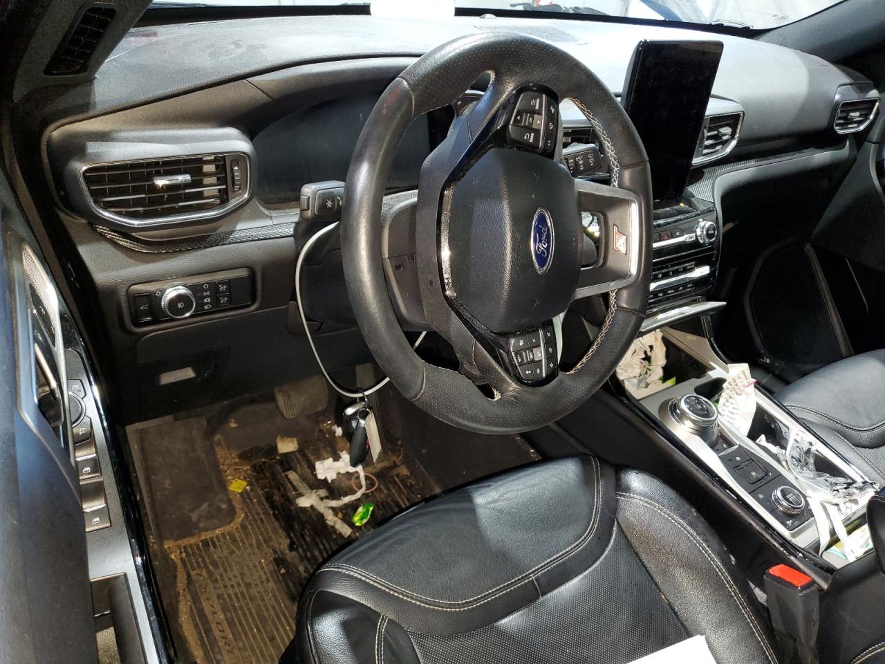 Ford Explorer St Image 8