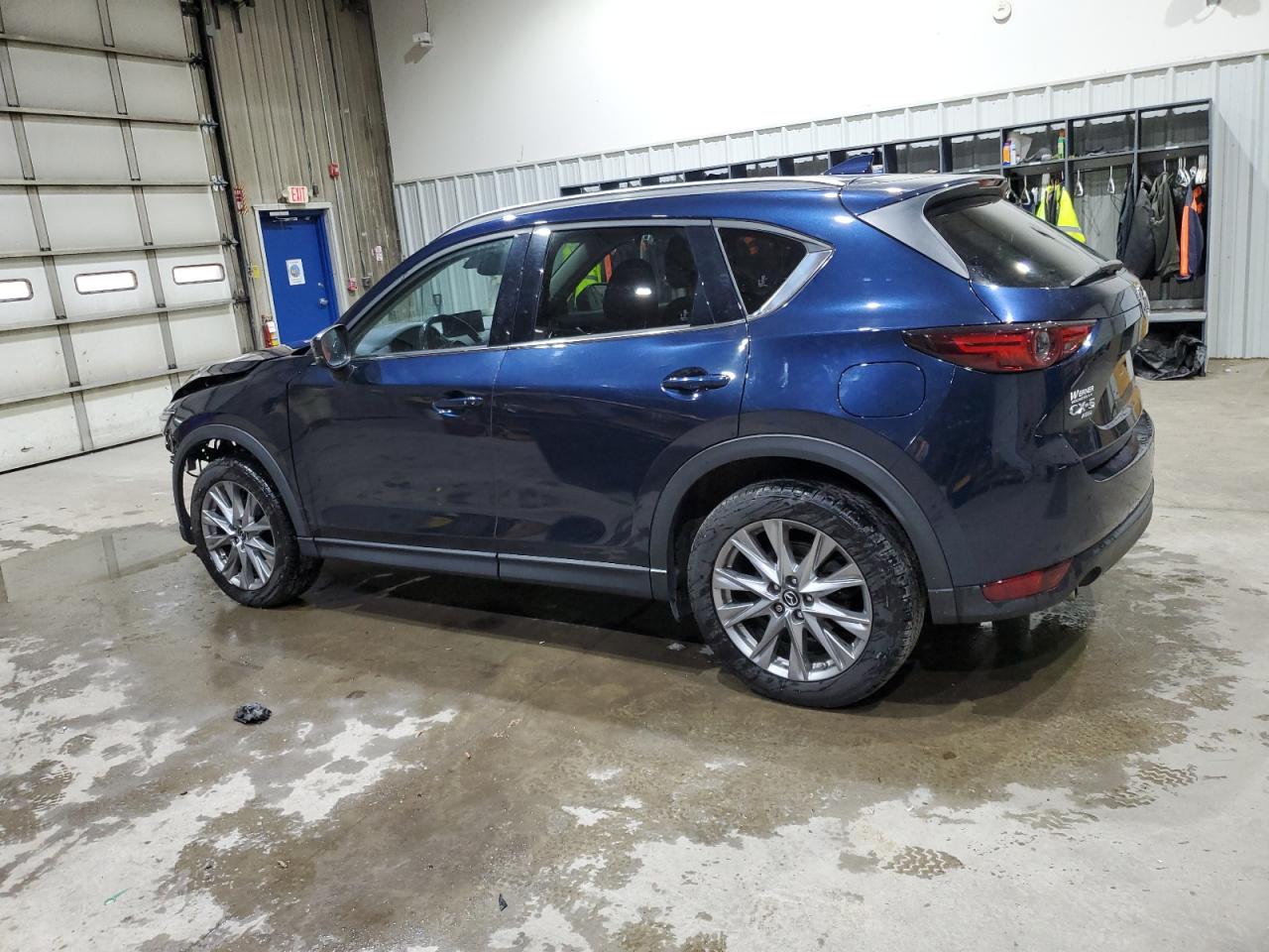 Mazda Cx Grand Touring Image 2