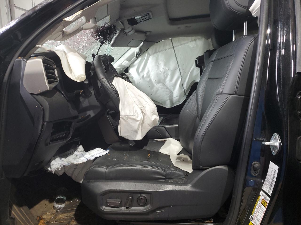 Toyota Tundra Crewmax Limited Image 10