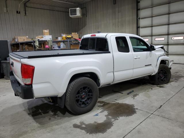 Toyota Tacoma Access Cab Image 9