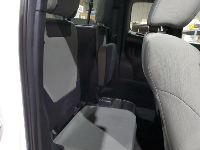 Toyota Tacoma Access Cab Image 6