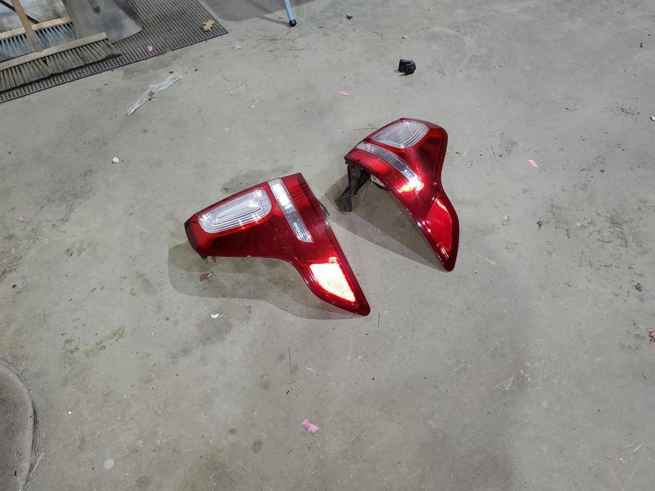 Ford Explorer Xlt Image 4