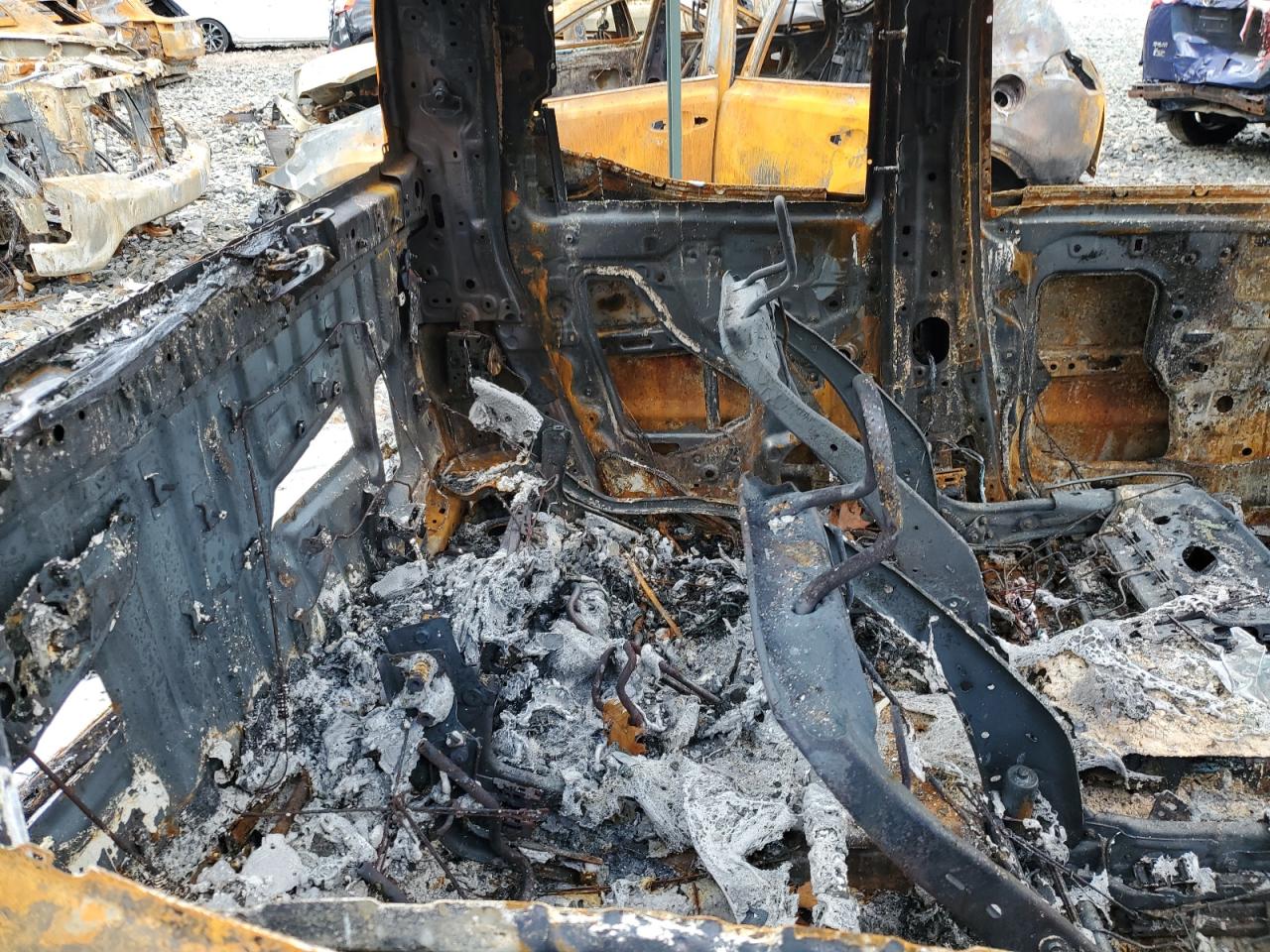 Toyota Tacoma Double Cab Image 8