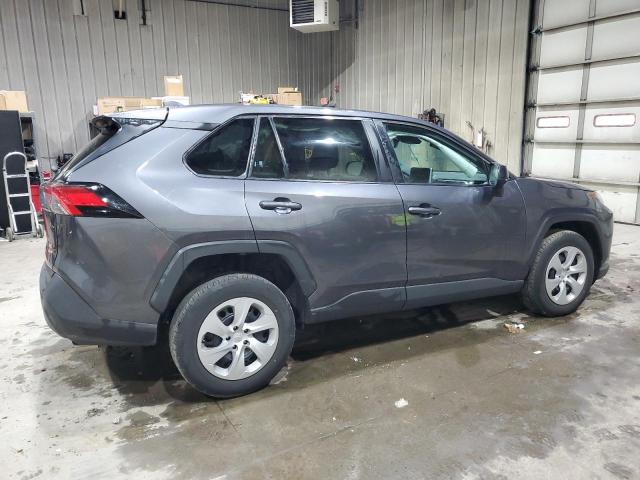 Toyota RAV4 Le Image 11