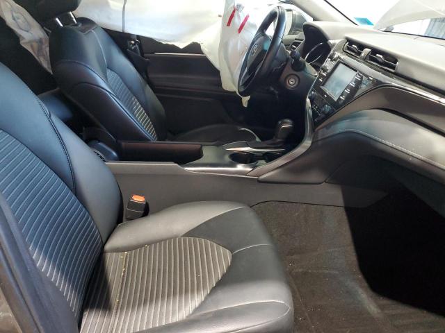 Toyota Camry Se Image 4