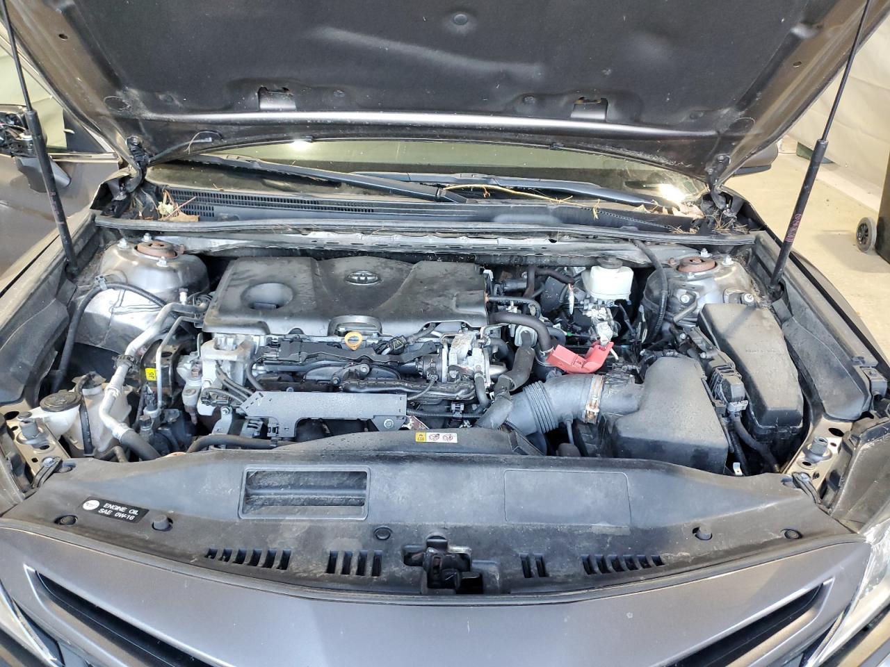 Toyota Camry Se Image 11