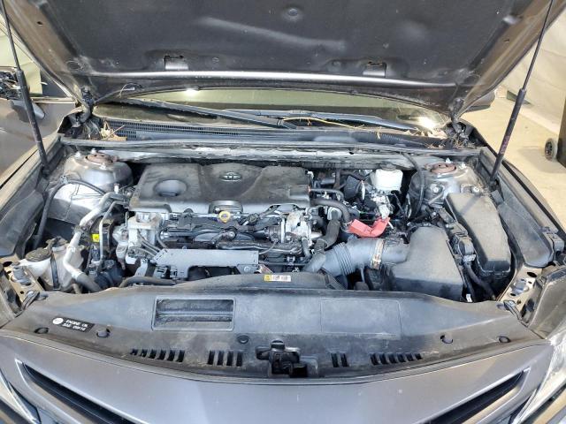 Toyota Camry Se Image 11