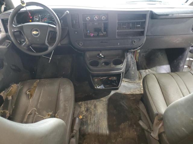 Chevrolet Express Image 7