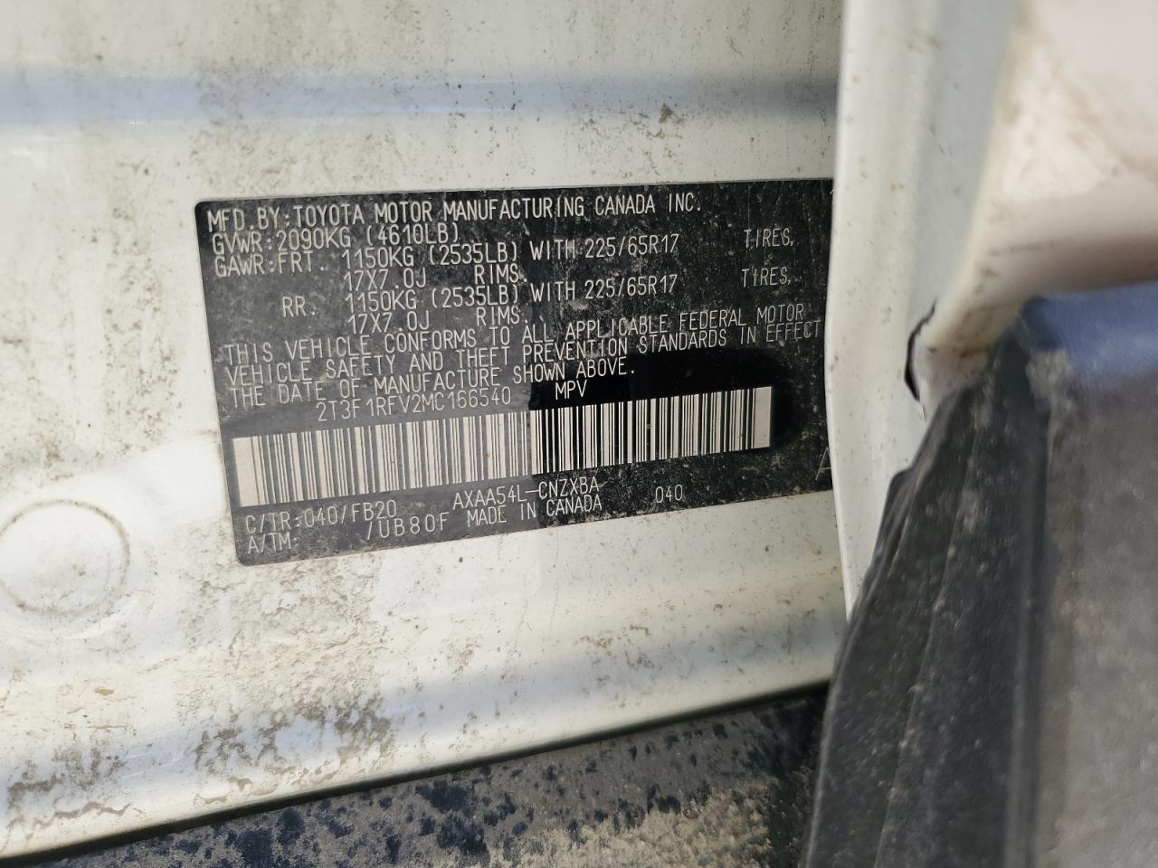 Toyota RAV4 Le Image 12