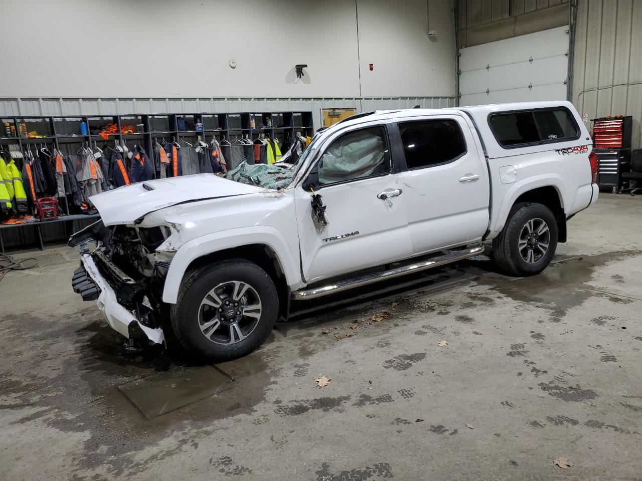 Toyota Tacoma Double Cab Image 1