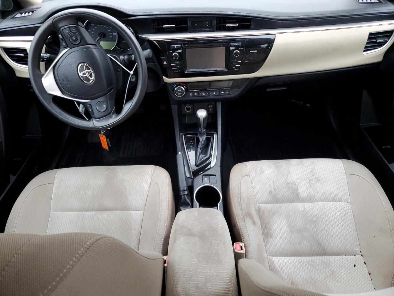 Toyota Corolla L Image 12