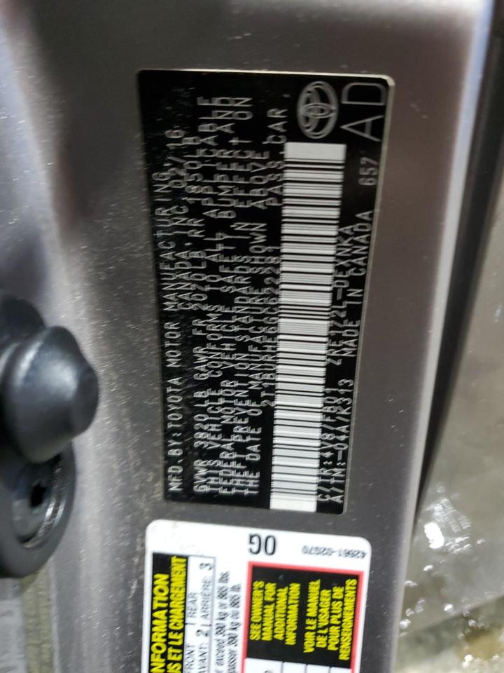 Toyota Corolla L Image 3