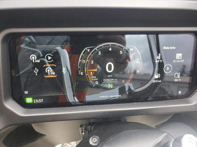 Harley-Davidson Fl Image 8