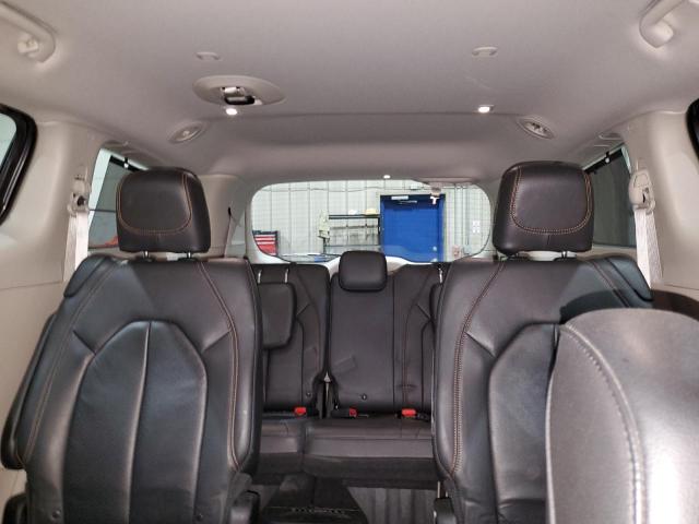 Chrysler Pacifica Touring L Plus Image 11