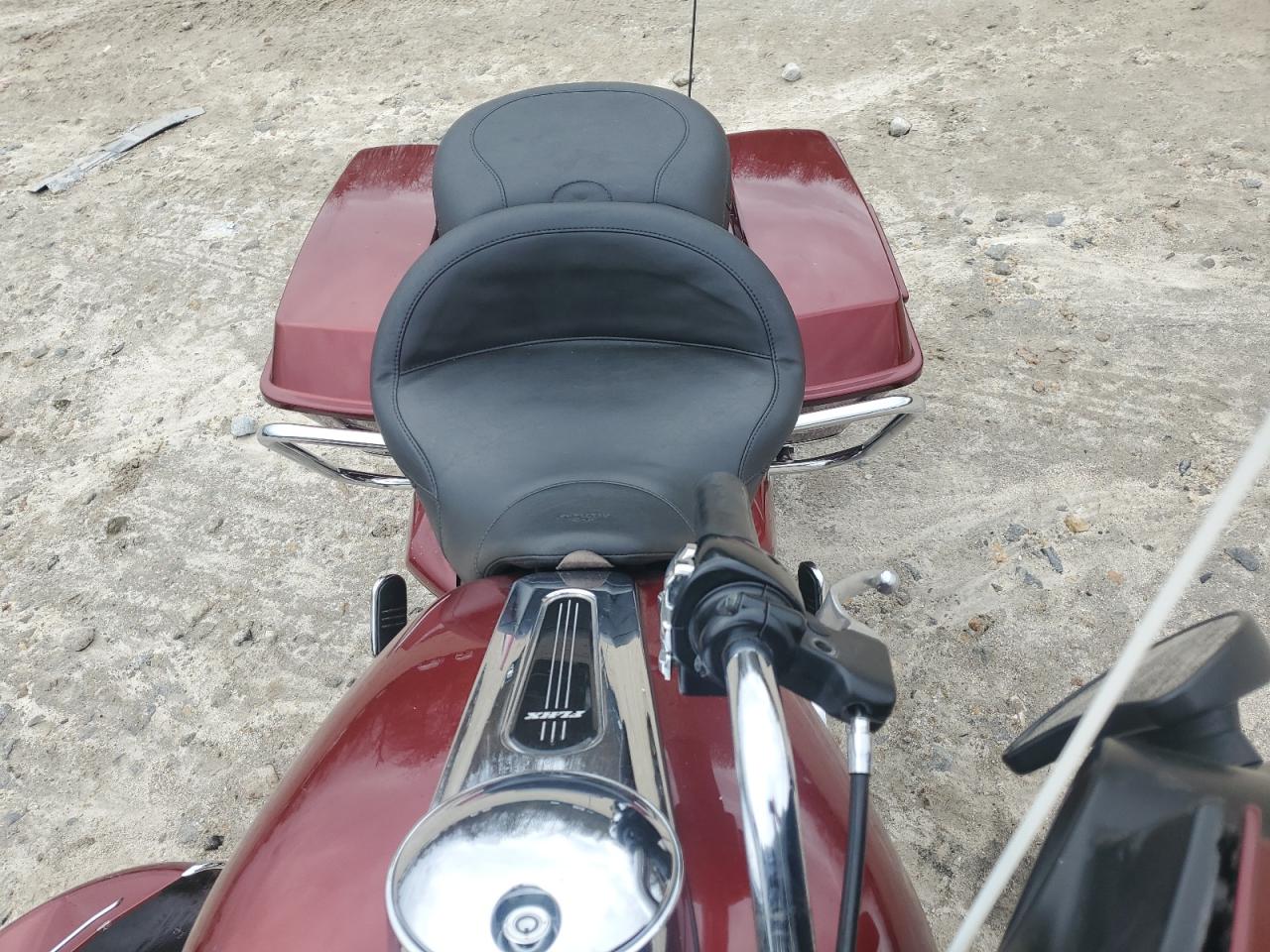 Harley-Davidson Fl Image 10