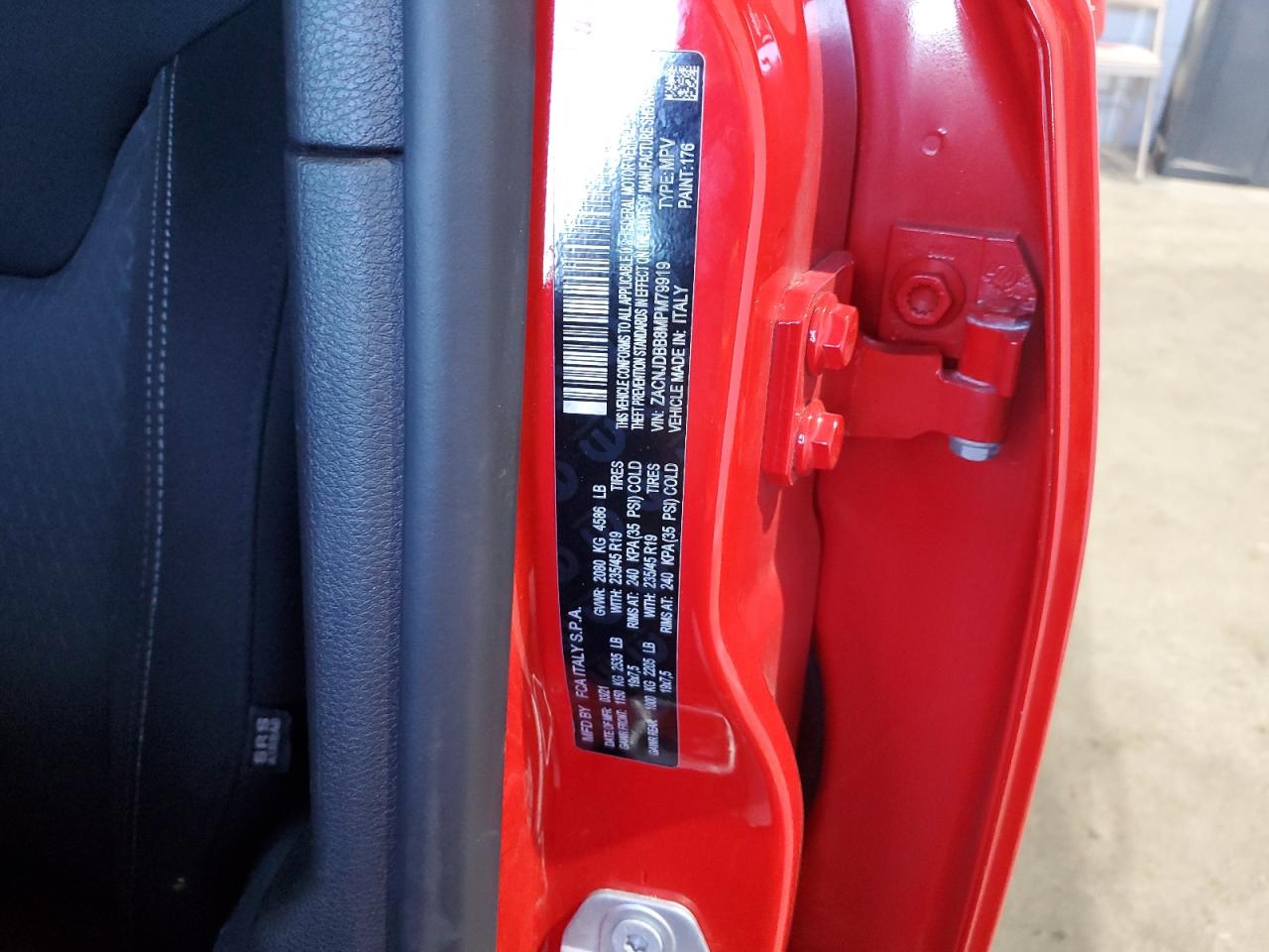 Jeep Renegade Latitude Image 10