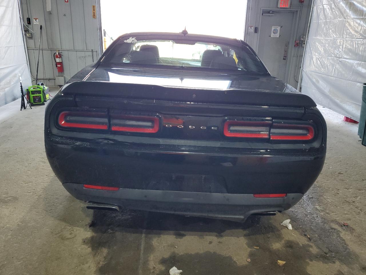 Dodge Challenger R/t 392 Image 12