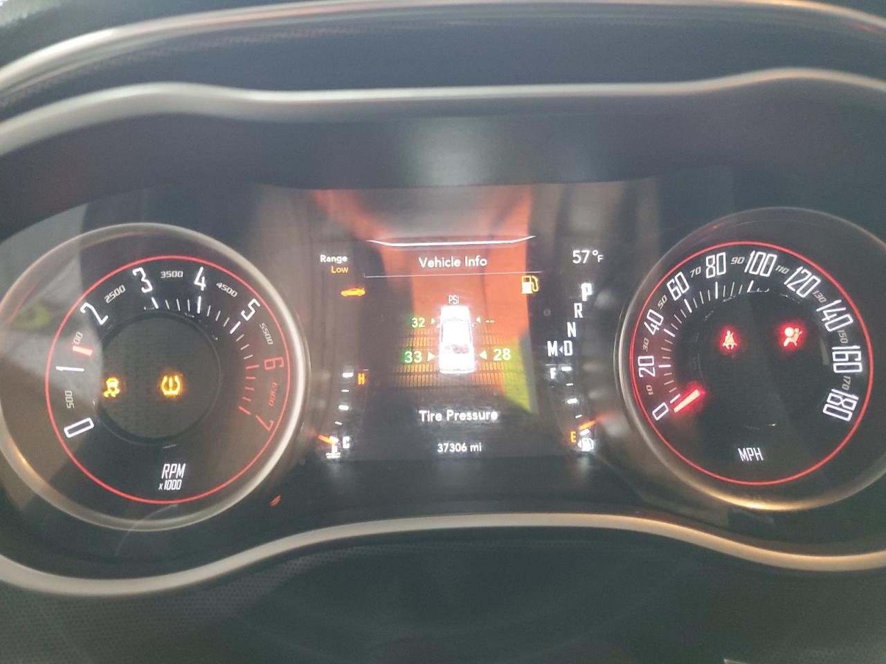 Dodge Challenger R/t 392 Image 8