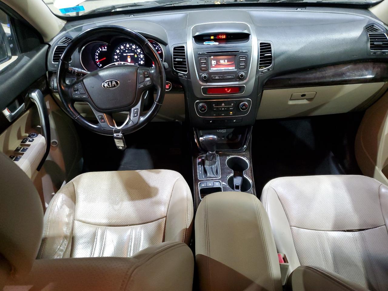 Kia Sorento Ex Image 11