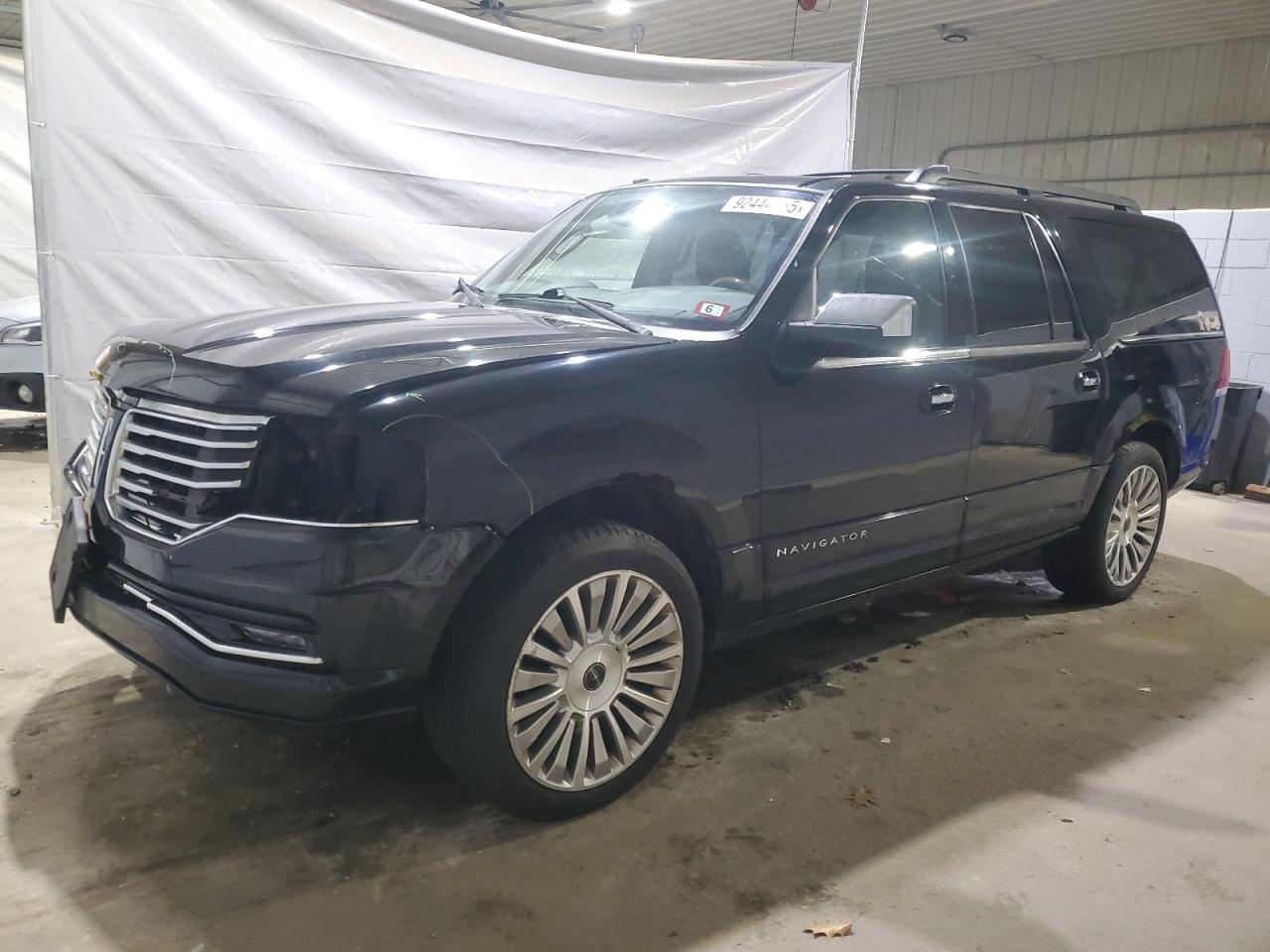 Lincoln Navigator L Reserve Image 1