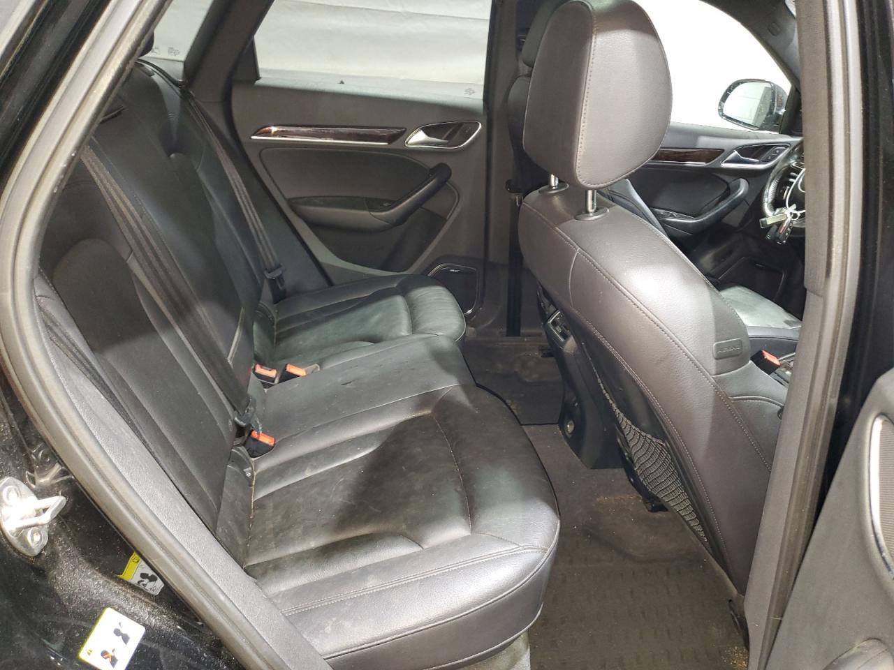 Audi Q3 Prestige Image 11