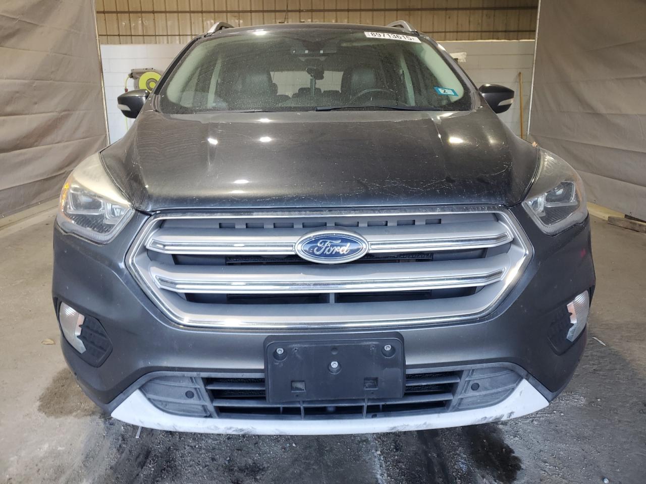 Ford Escape Titanium Image 4