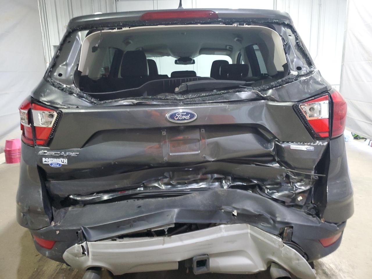 Ford Escape Titanium Image 5