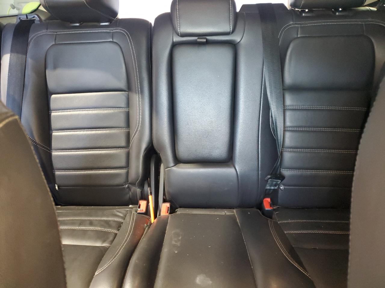 Ford Escape Titanium Image 12