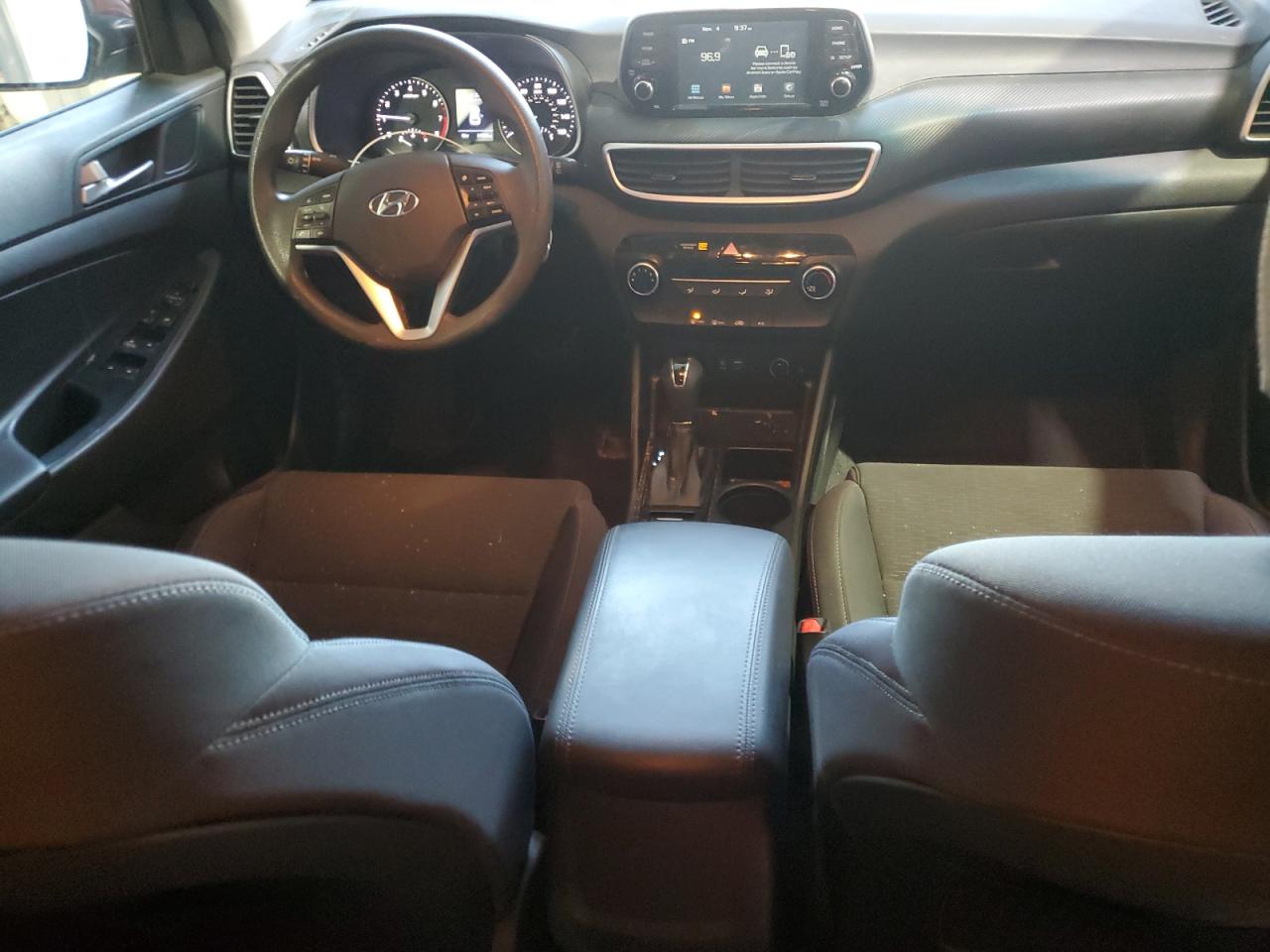 Hyundai TUCSON Se Image 10