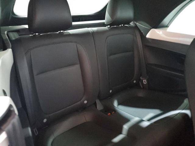 Volkswagen Beetle Image 11