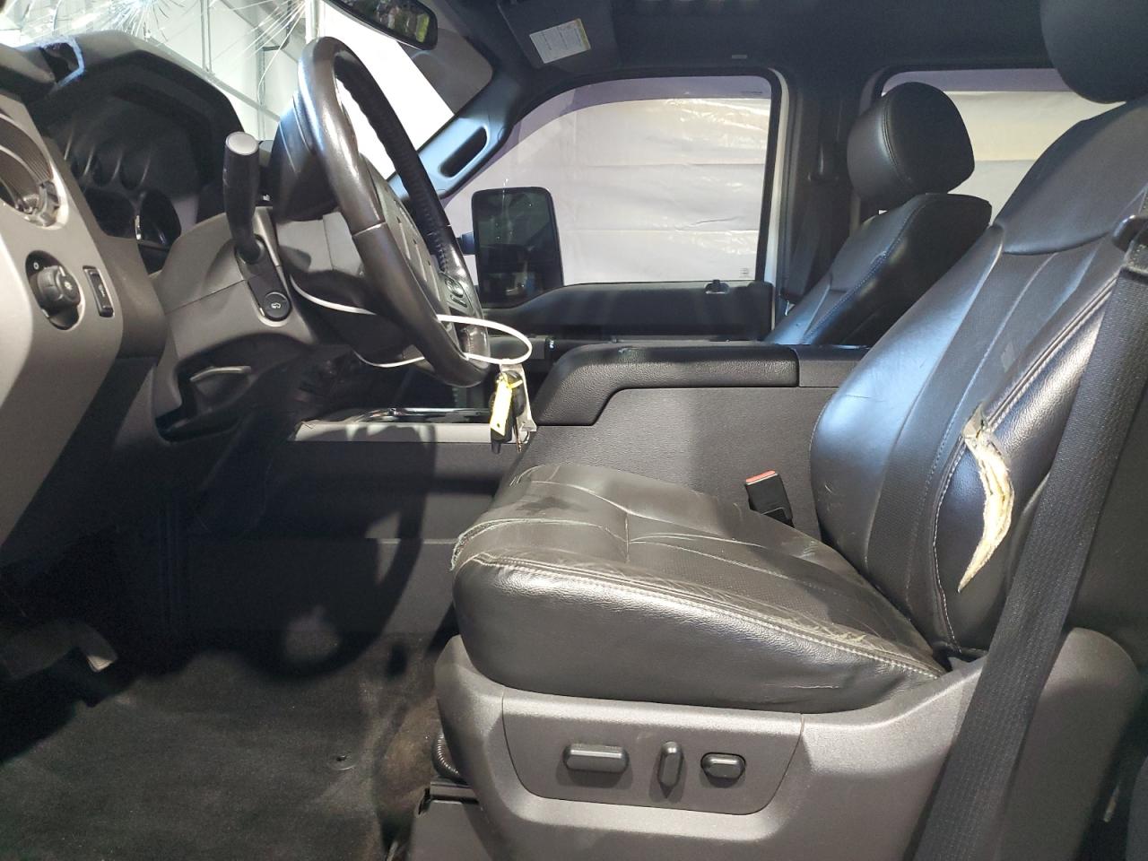 Ford F-350 Super Duty Image 8