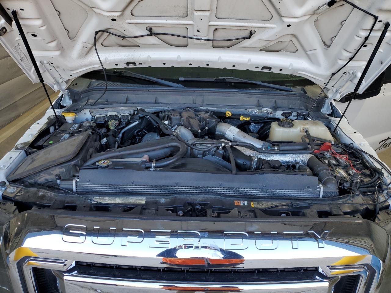 Ford F-350 Super Duty Image 3