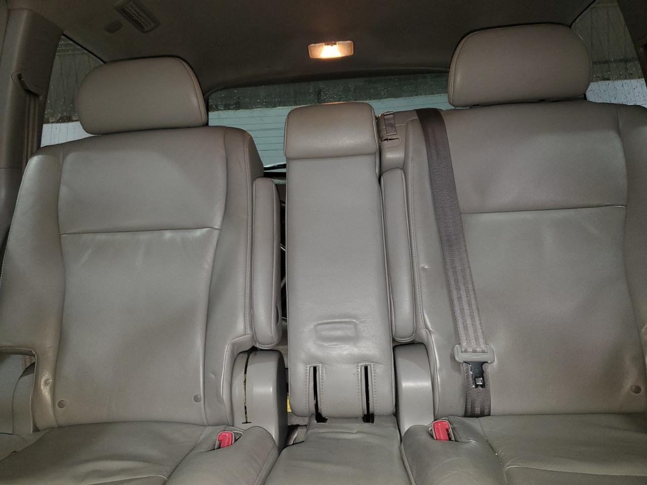 Toyota Highlander Hybrid Limited Image 11