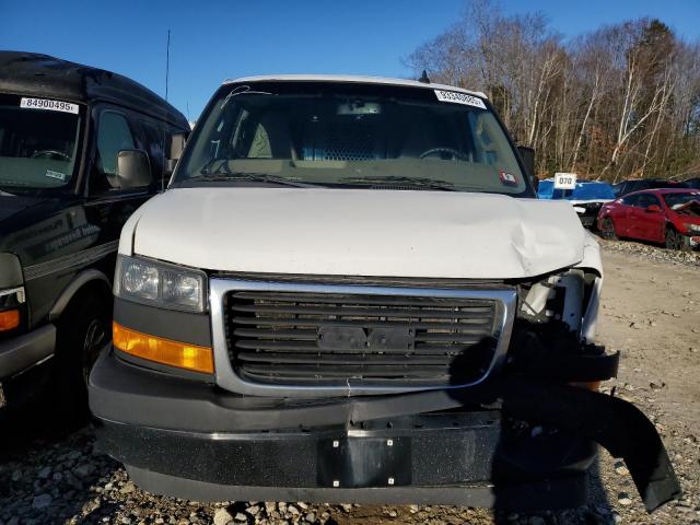 GMC Savana G3500 Image 3