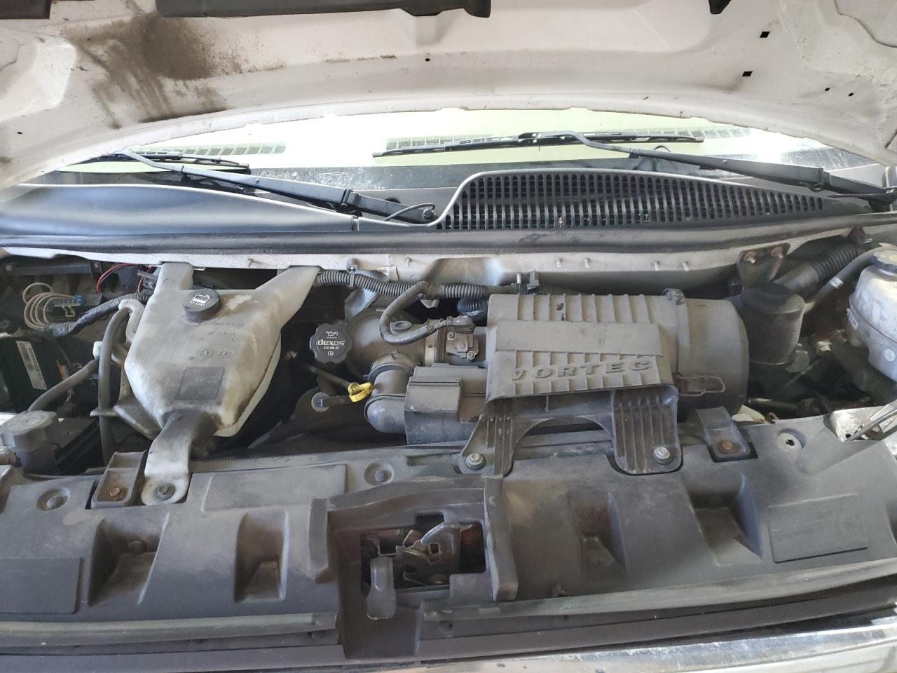 GMC Savana G3500 Image 12