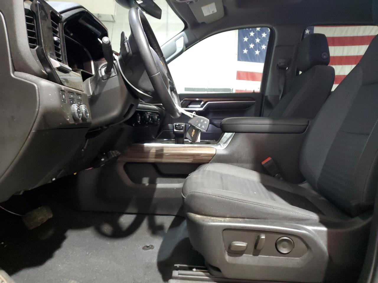 Chevrolet Silverado K1500 Lt Image 11