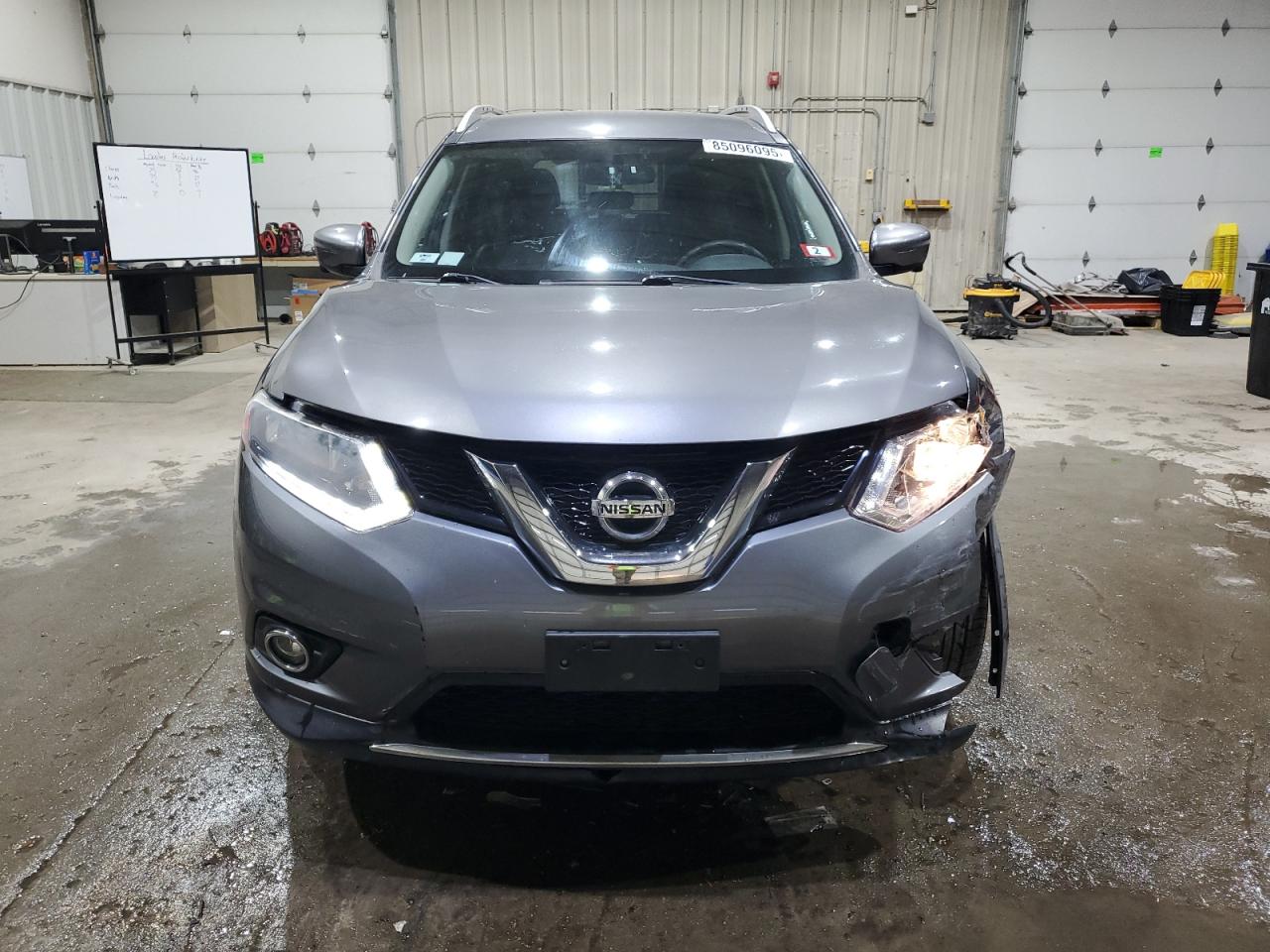 Nissan Rogue S Image 6