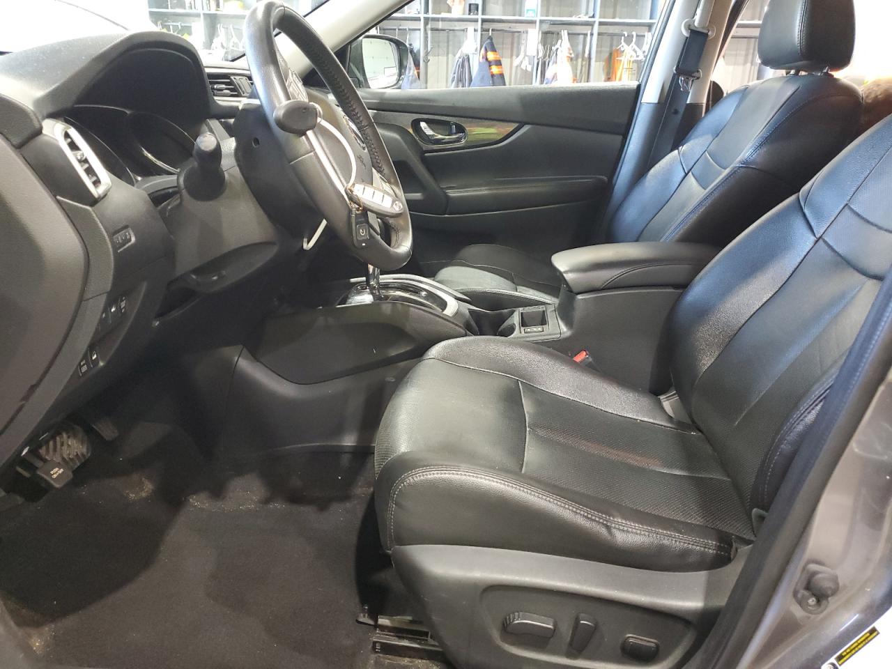 Nissan Rogue S Image 10