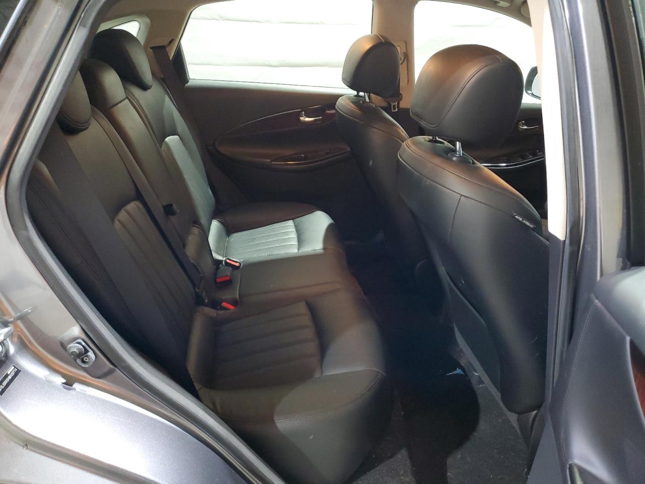 INFINITI Qx Image 9