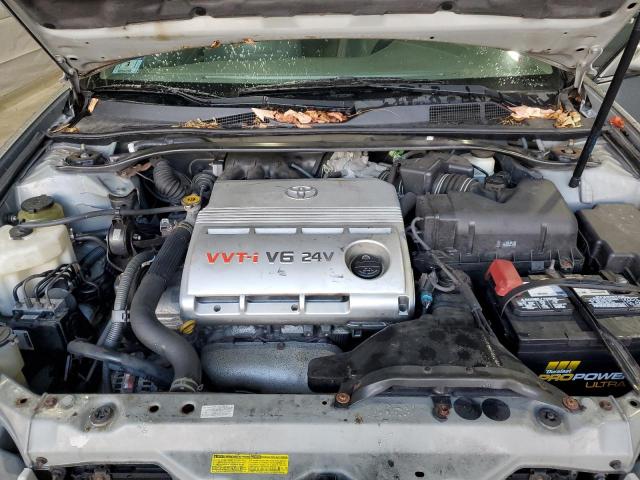 Toyota Camry Le Image 12